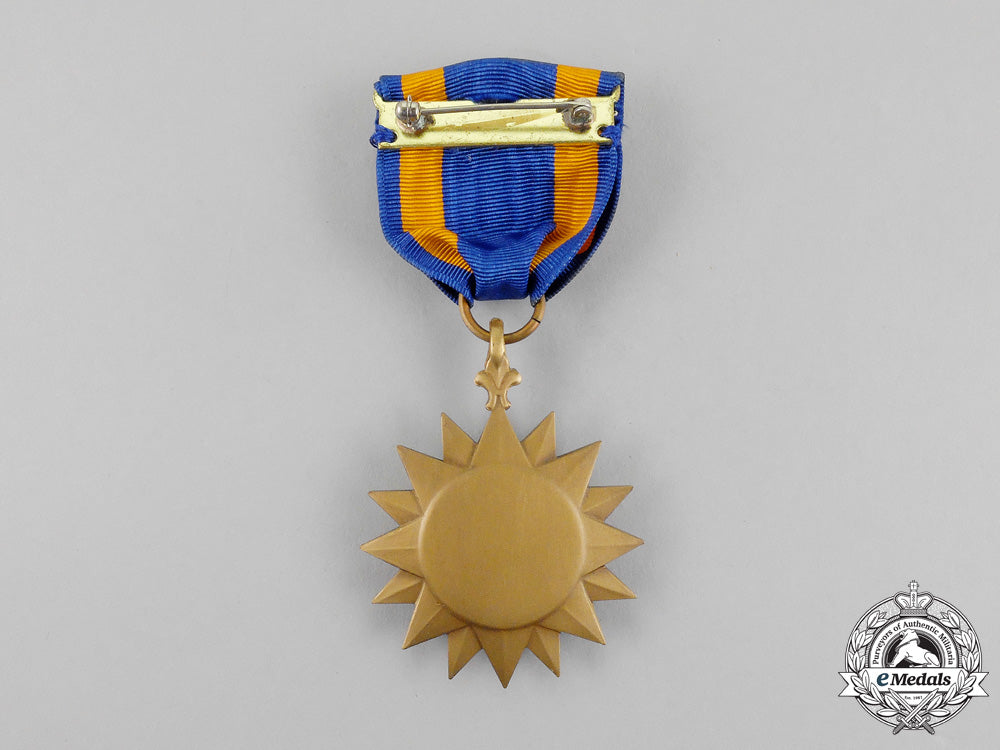 united_states._an_air_medal,_cased_m_045_1