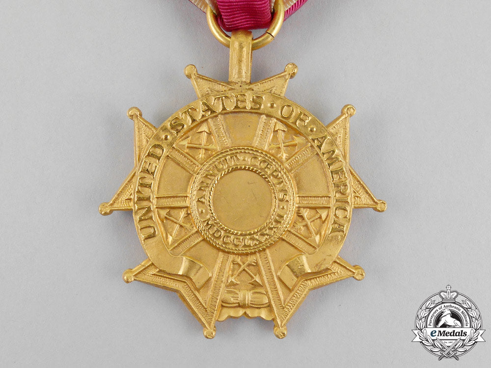 united_states._a_legion_of_merit,_officer_with_case_m_065_1