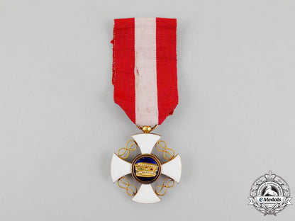 an_italian_order_of_the_crown_of_italy_in_gold,_knight_m_100_1