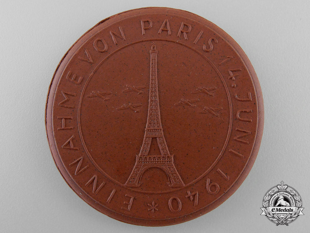 a_rare1940_german_french_campaign_and_the_taking_of_paris_medal_m_111