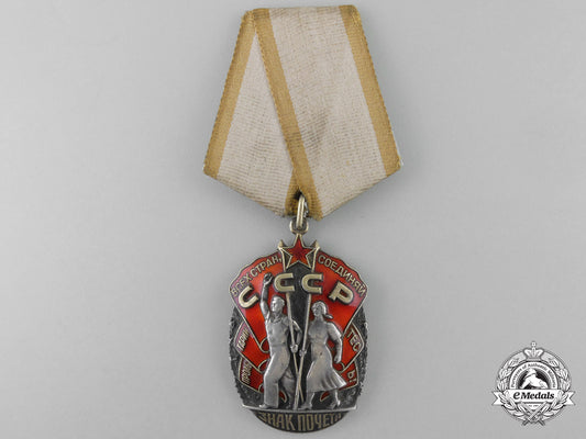 a_soviet_order_of_the_badge_of_honour;_type_iv_m_210