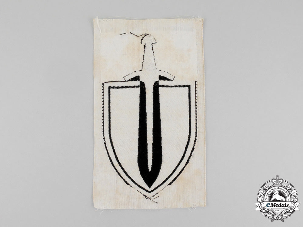 an_unissued_first_pattern_wehrmacht_heer(_army)_sports_vest_insignia_m_244_1