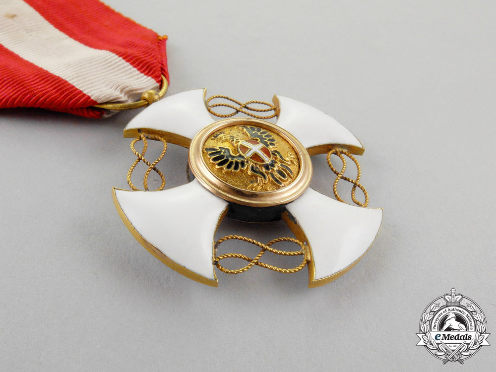 italy._a_fullsize_and_miniature_italian_order_of_the_crown_of_italy,_knight,_cased_m_307_2_1
