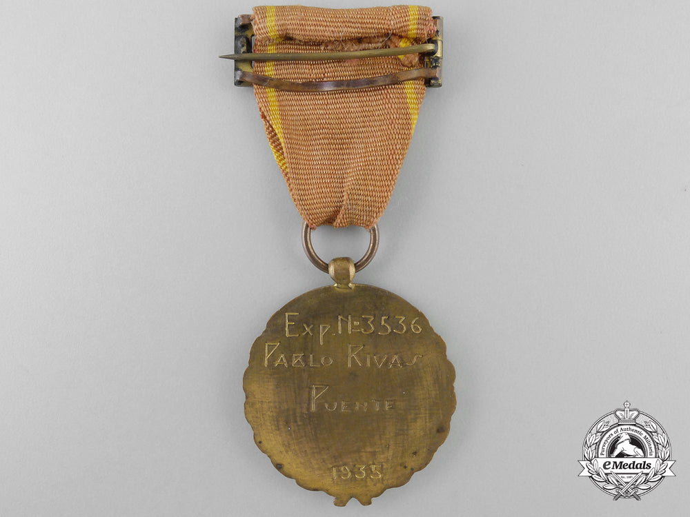 spain._a_fascist_party_member's_medal,_named&_dated1935_m_555_1