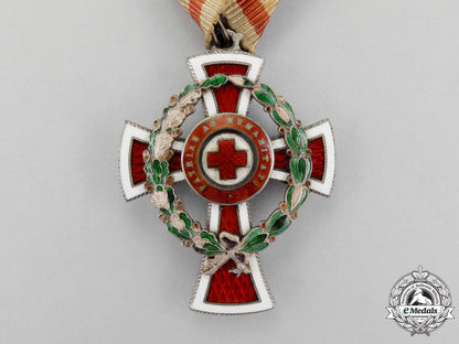 austria._an_austrian_honour_decoration_of_the_red_cross,2_nd_class_cross_with_war_decoration_m_632_1_1