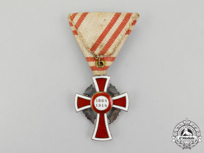 austria._an_austrian_honour_decoration_of_the_red_cross,2_nd_class_cross_with_war_decoration_m_634_1_1