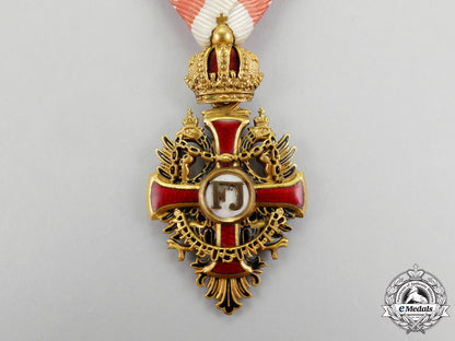 austria._an_austrian_order_of_franz_joseph,_knight's_cross_with_grand_cross_with_crossed_swords_clasp,_second_period(1914-1918)_by_karl_böhm_of_vienna_m_682_1