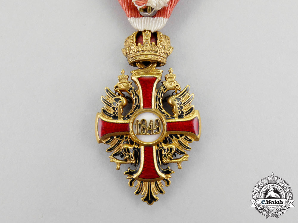 austria._an_austrian_order_of_franz_joseph,_knight's_cross_with_grand_cross_with_crossed_swords_clasp,_second_period(1914-1918)_by_karl_böhm_of_vienna_m_683_1