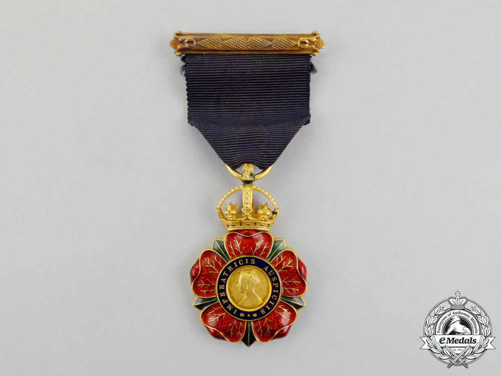 great_britain._a_most_eminent_order_of_the_indian_empire,_breast_badge_m_700