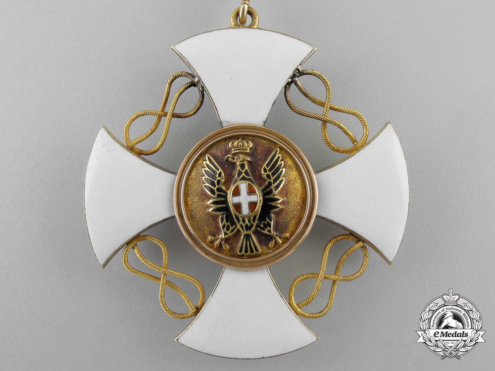 italy,_kingdom._an_order_of_the_crown_in_gold,_commander's_cross_with_case_m_720_2_1_1