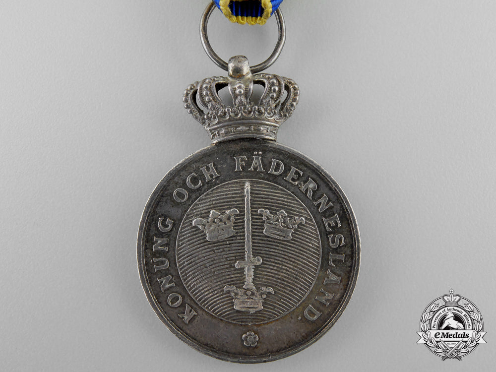 sweden._an_order_of_the_sword,_silver_merit_medal,_c.1910_m_729_2