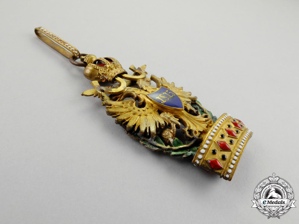 austria._a_first_war_austrian_order_of_the_iron_crown,2_nd_class_with_war_decoration_and_swords,_third_period(1914-1918)_m_856_1_1