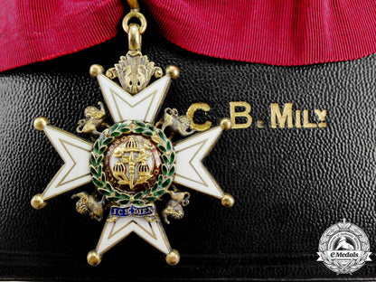 great_britain._a_most_honourable_order_of_the_bath,_companion's_neck_badge(_cb),_military_division,_cased_m_932
