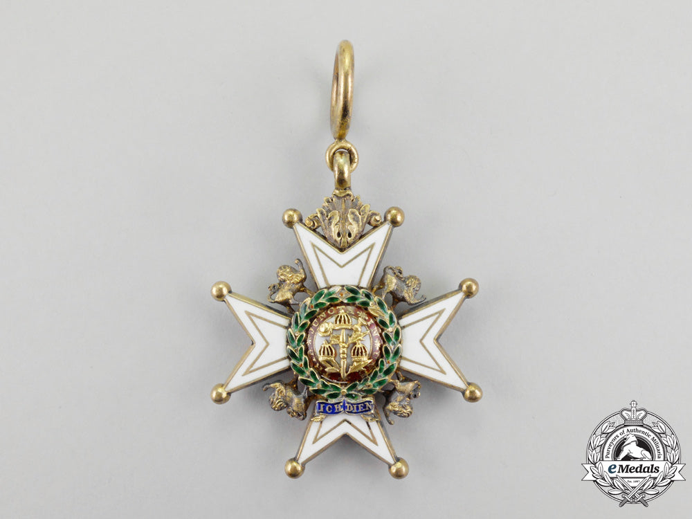 great_britain._a_most_honourable_order_of_the_bath,_companion's_neck_badge(_cb),_military_division,_cased_m_936