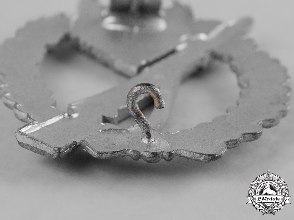 germany,_wehrmacht._a_silver_grade_infantry_assault_badge_ma18_0012