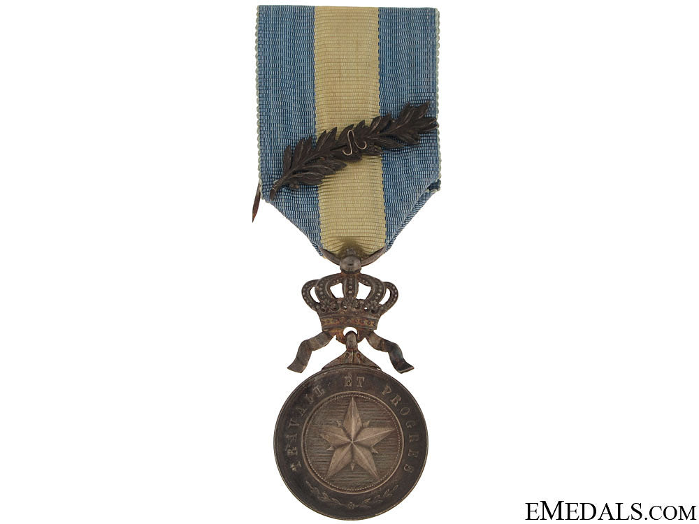 medal_of_the_order_of_the_star_of_africa_medal_of_the_ord_50c77fc758c3a