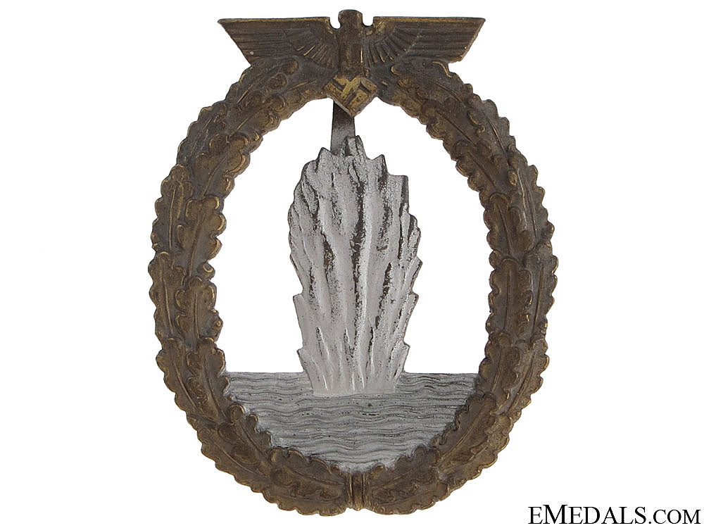 minesweeper_war_badge-_zinc_marked_r.k._minesweeper_war__511951242ee5b