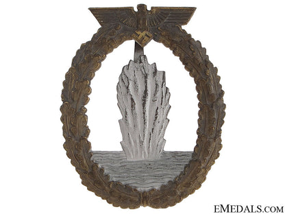 minesweeper_war_badge-_zinc_marked_r.k._minesweeper_war__511951242ee5b