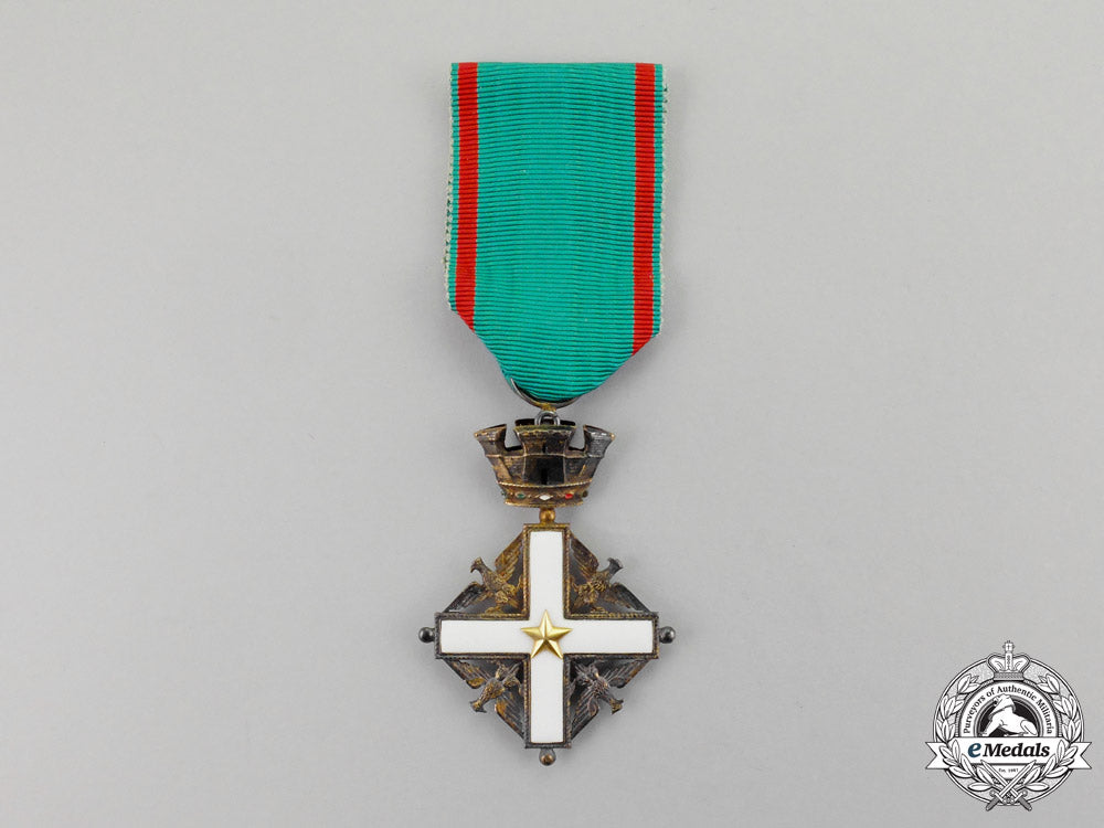 italy._an_order_of_merit_of_the_italian_republic,5_th_class,_knight,1951-2001,_fullsize_and_miniature_mm_000144_1_1_1_1