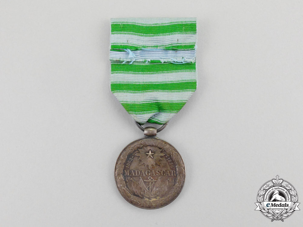 france._a_madagascar_expedition_medal,_first_version(1883-1886)_mm_000267