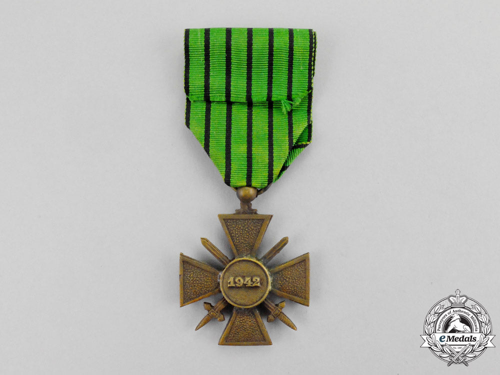 france,_vichy_government._a_croix_de_guerre1942_mm_000347