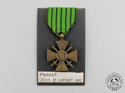 france,_vichy_government._a_croix_de_guerre1942_mm_000349