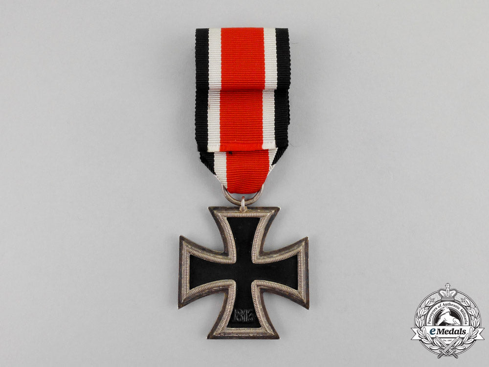germany._an_iron_cross1939_second_class_with_award_certificate_and_american_pow_leaflet_mm_000511