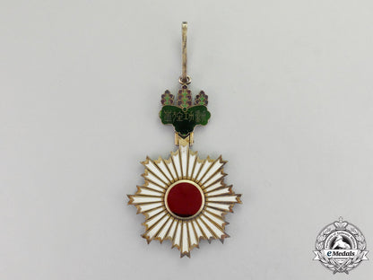 japan._an_order_of_the_rising_sun,_second_class_set_with_case_c.1935_mm_000665