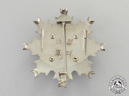 japan._an_order_of_the_rising_sun,_second_class_set_with_case_c.1935_mm_000671