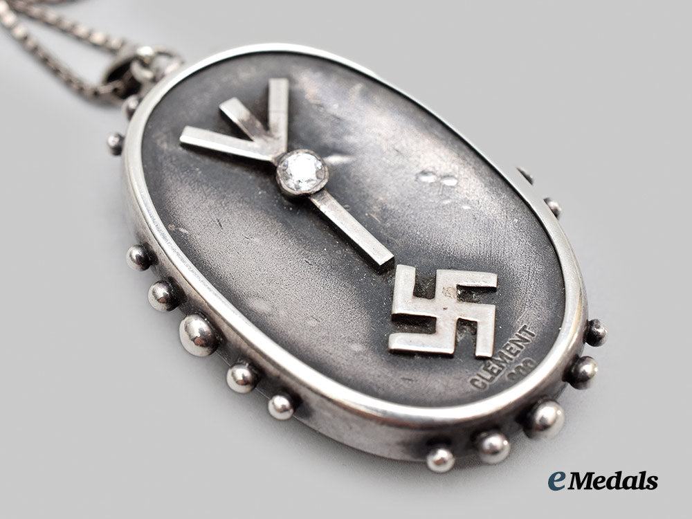 germany,_third_reich._a_rare_silver_and_diamond_germanic_folk_art_necklace,_with_case__mnc0449_1_1_1