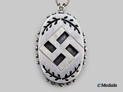 germany,_third_reich._a_rare_silver_and_diamond_germanic_folk_art_necklace,_with_case__mnc0451_1_1_1