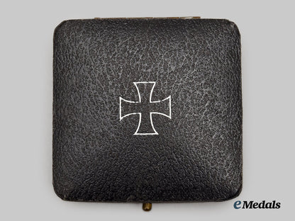 germany,_wehrmacht._a1939_iron_cross_i_class,_with_case,_by_wilhelm_deumer__mnc2132-_1_