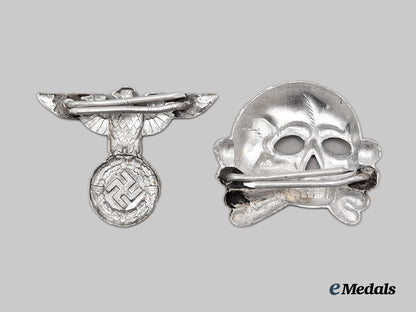 germany,_ss._a_set_of_first_pattern_cap_insignia__mnc2159-_1_