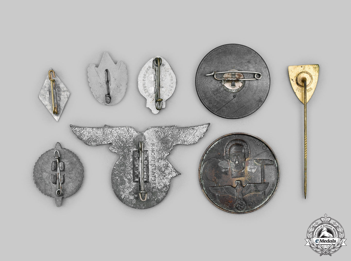germany,_third_reich._a_lot_of_badges__mnc3409_m20_0785_1