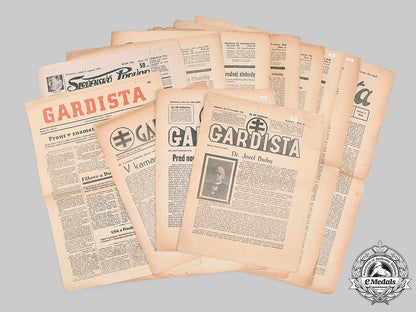 slovakia,_republic._lot_of_twelve_second_war_newspapers__mnc3726_m20_0043_1_1_1_1