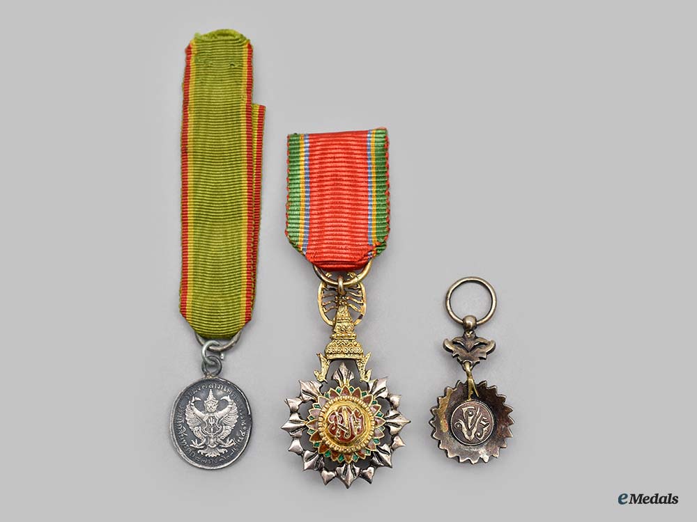 thailand,_kingdom._a_lot_of_three_miniature_awards__mnc3744-_1_