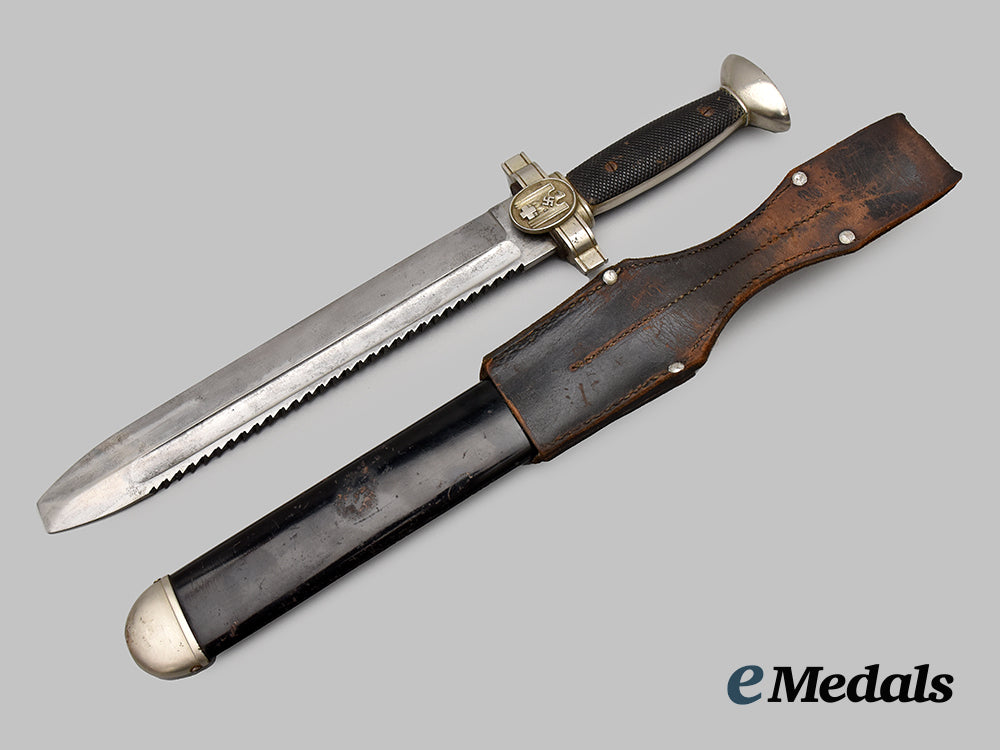 germany,_drk._an_enlisted_ranks_hewer__mnc4903