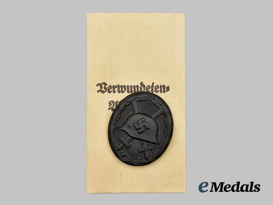 germany,_wehrmacht._a_mint_black_grade_wound_badge,_by_the_vienna_mint__mnc4934