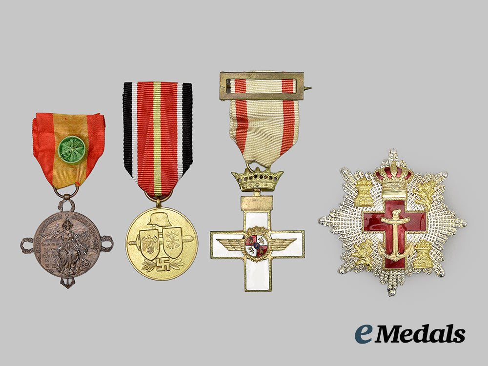 spain,_kingdom._a_mixed_lot_of_medals&_decorations__mnc5020