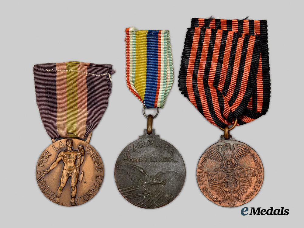 italy,_fascist_state._a_lot_of_three_campaign_medals__mnc5166