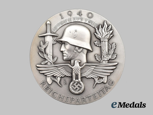 germany,_third_reich._a_prototype_table_medal_for_the1940_nuremberg_rally,_by_deschler&_sohn__mnc5516_1