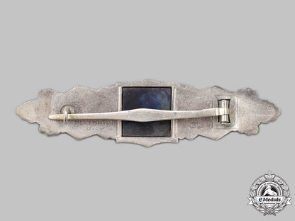 germany,_wehrmacht._a_close_combat_clasp,_silver_grade,_by_friedrich_linden__mnc5657_1