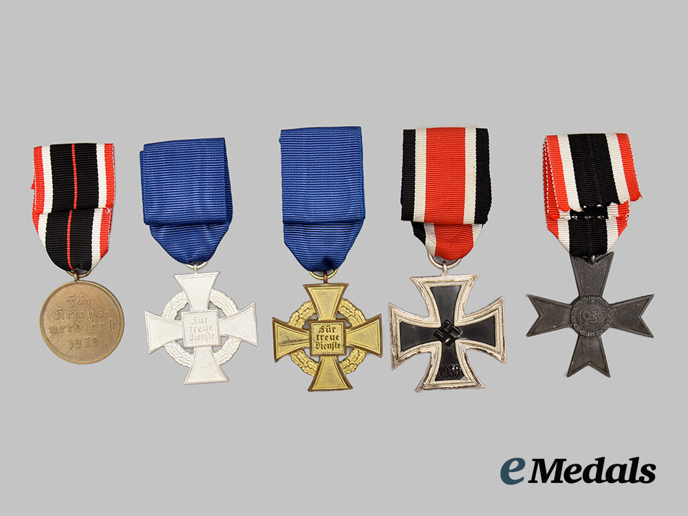 germany,_third_reich._a_mixed_lot_of_awards__mnc5674_2