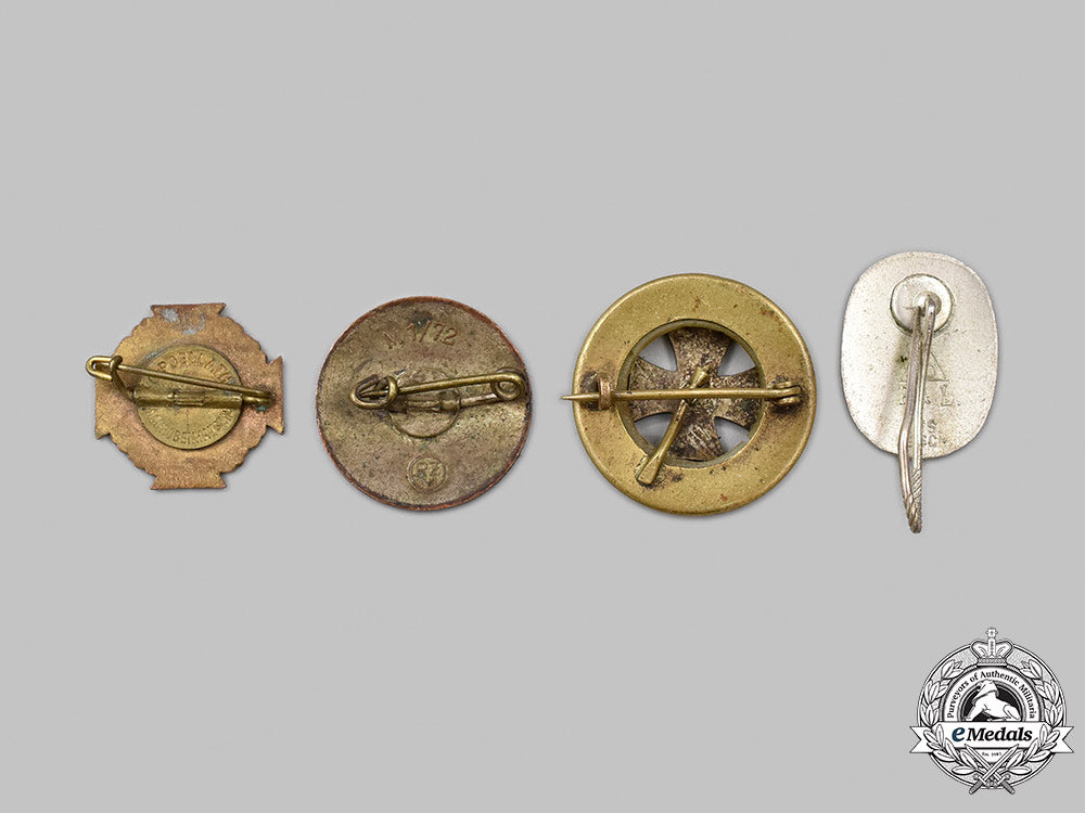 germany._a_mixed_lot_of_badges__mnc5695
