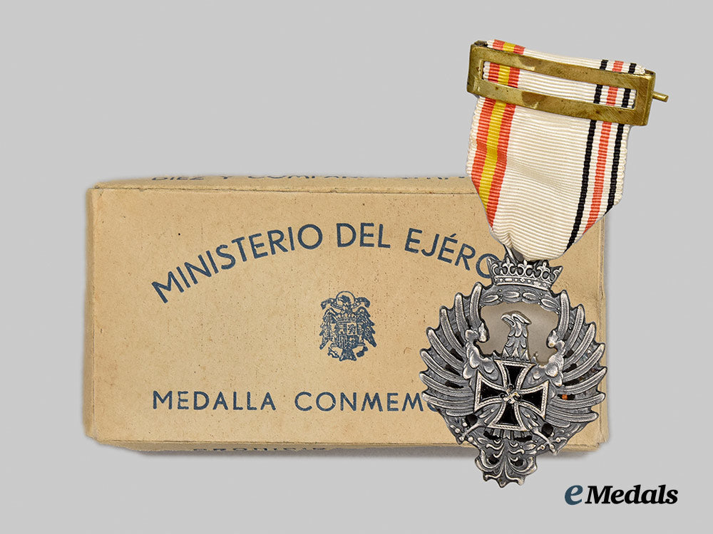 spain,_spanish_state._a_medal_of_the_russian_campaign,_with_case,_by_diez_y_compañia__mnc5735-copy
