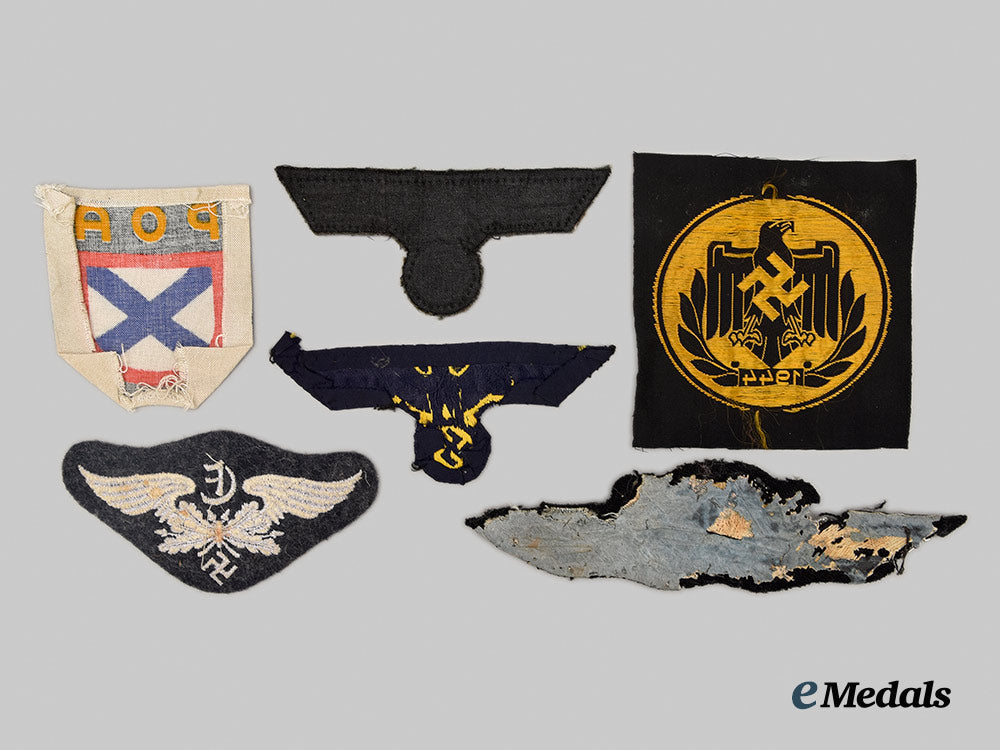 germany,_third_reich._a_mixed_lot_of_insignia__mnc5807_1