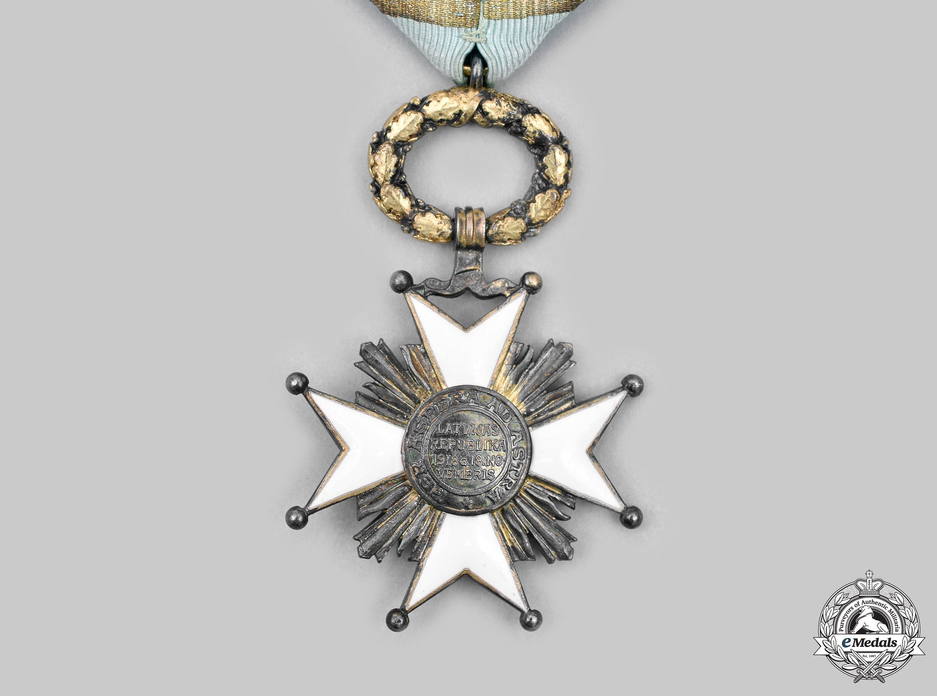 latvia,_republic._an_order_of_the_three_stars,_iv_class_officer,_c.1930__mnc5902_m20_0264