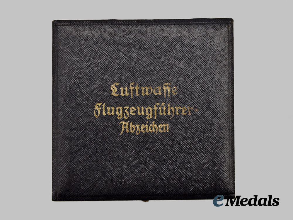 germany,_luftwaffe._a_pilot’s_badge,_with_case,_by_gebrüder_wegerhoff__mnc5939