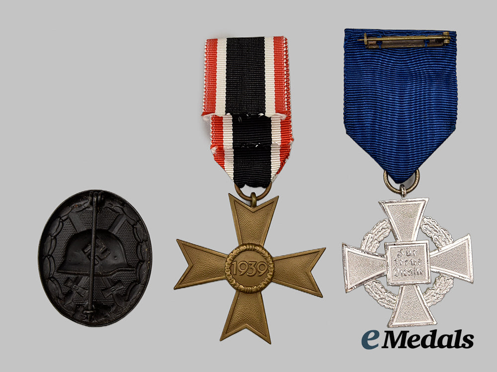 germany,_third_reich._a_mixed_lot_of_decorations__mnc6230