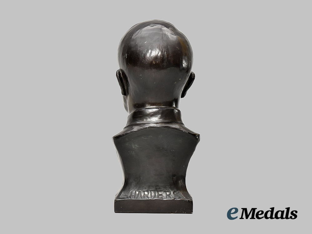 germany,_third_reich._an_ah_bust,_by_hans_harders__mnc6538